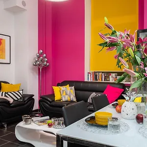 Absynt Hostel